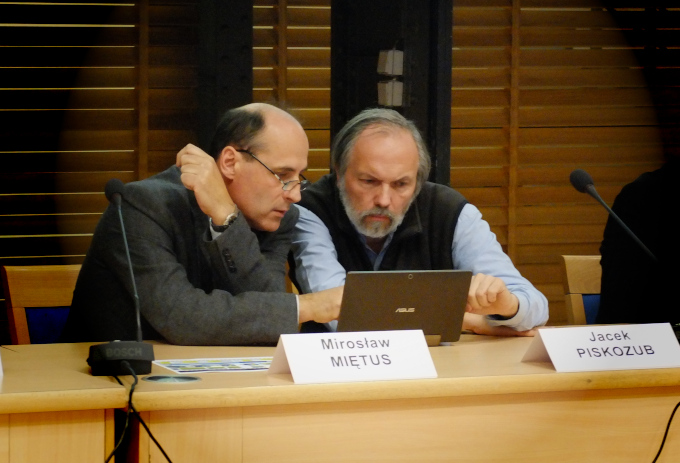 Zdjęcie: profesorowie Mirosław Mięus i Jacek Piskozub