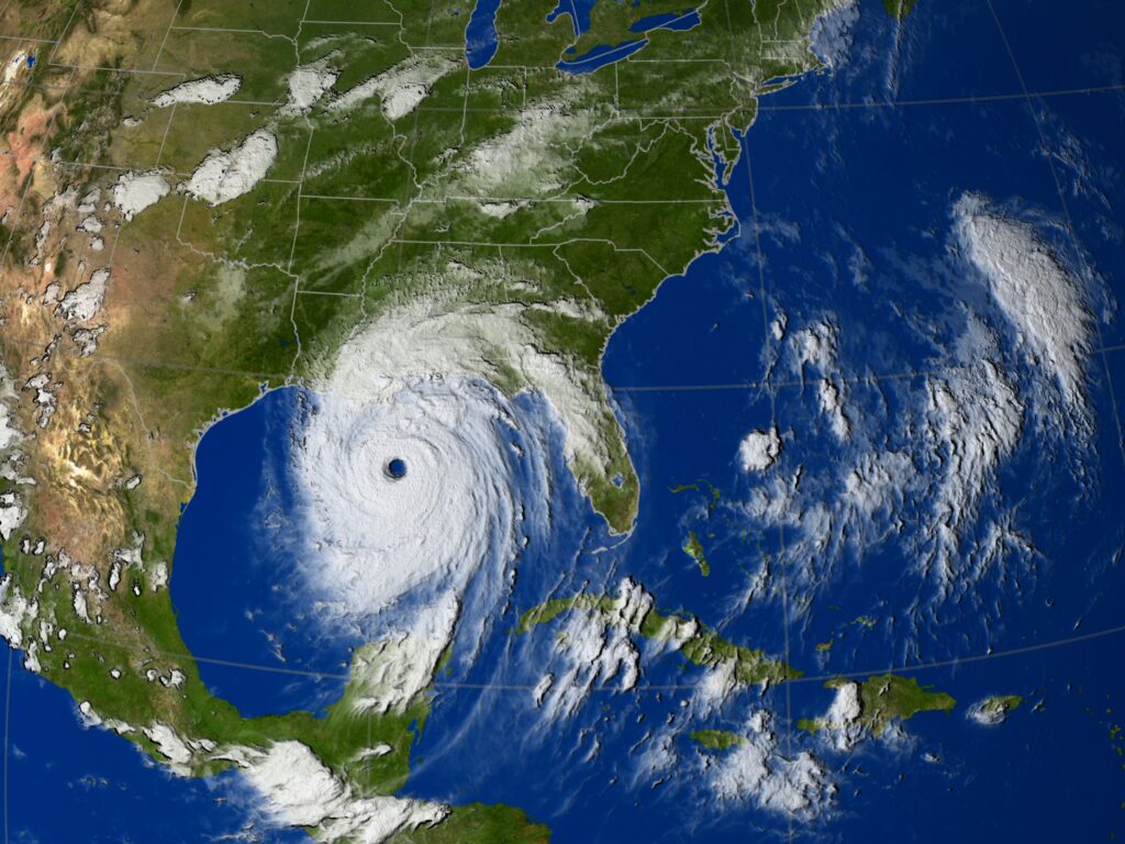 Zdjęcie satelitarne: huragan Katrina nad Zatoką Meksykańską. 