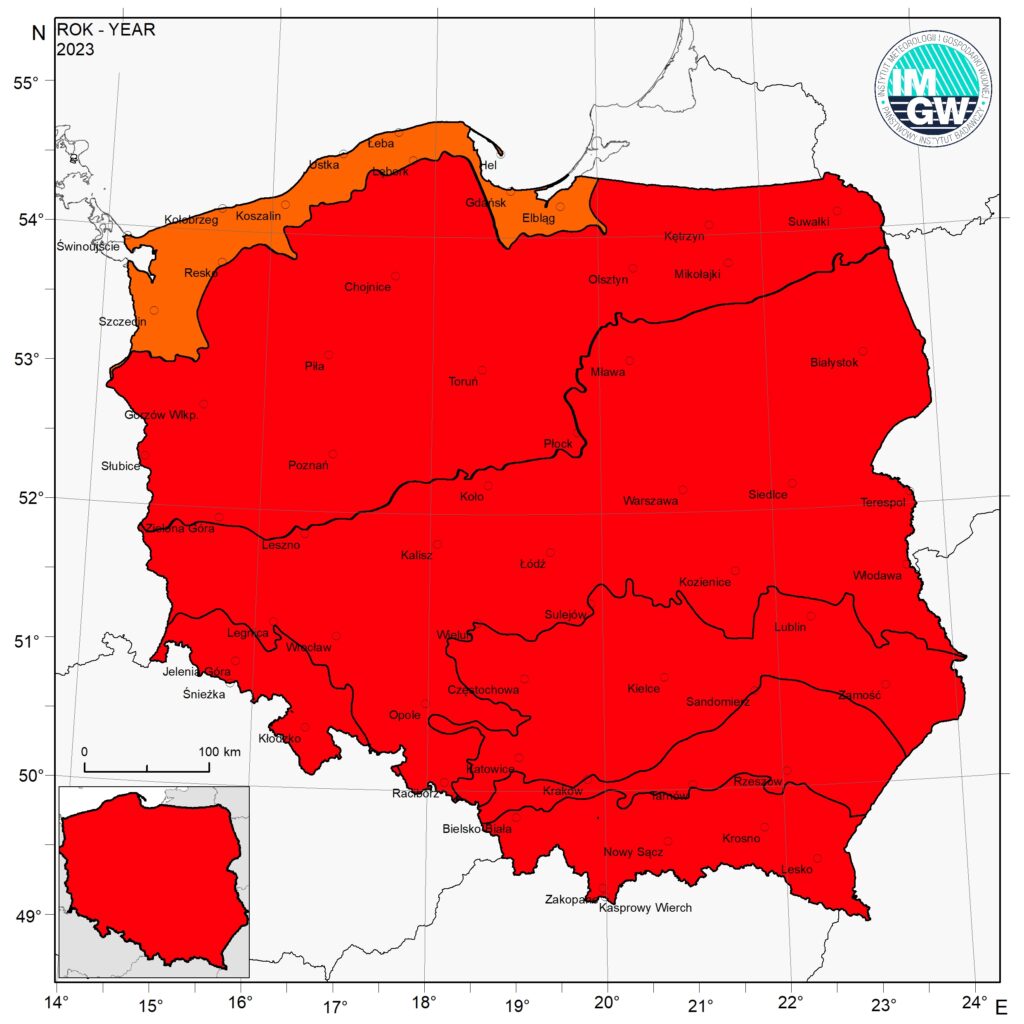 Mapa: klasyfikacja termiczna roku 2023 w Polsce. Większość kraju była ekstremalnie ciepła.