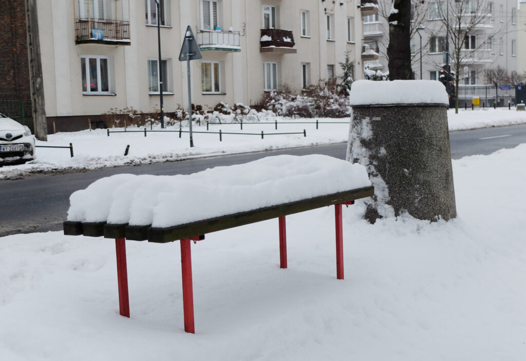 Zdjęcie dekoracyjne: śnieg w Warszawie.