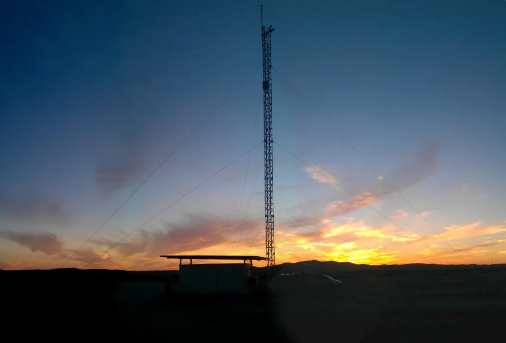 Zdjęcie: masz do pomiarów koncentracji dwutlenku węgla i innych gazów w atmosferze. 