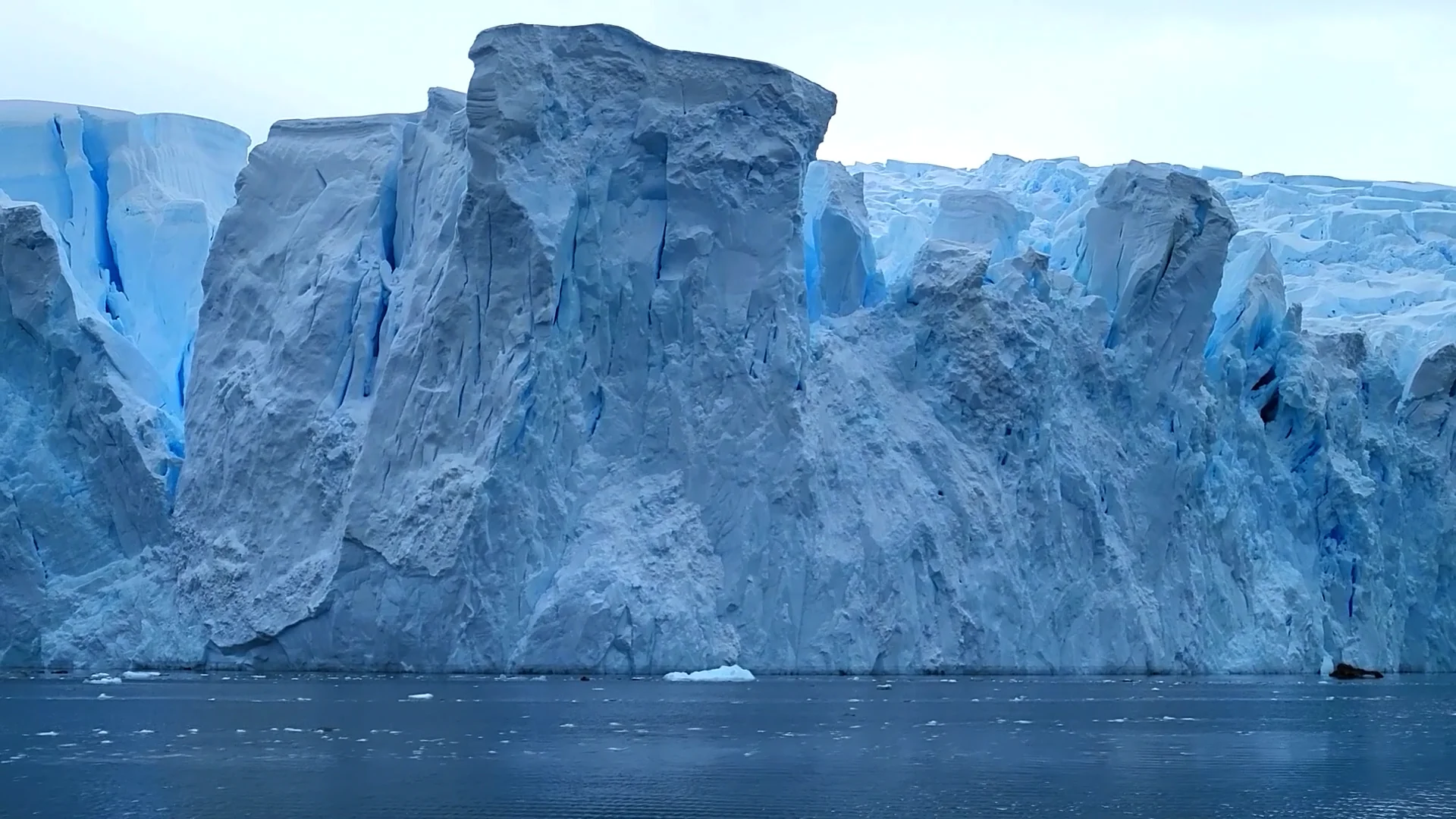 Antarktyda dziś i jutro – stan lądolodu na początku XXI wieku i w przyszłości